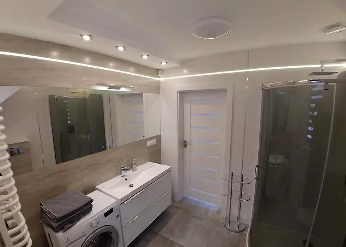 Dorota Z Garazem Apartment *